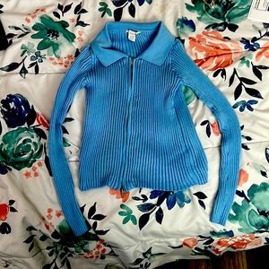 This is a great little sweater that is from Full Tilt it’s great quality